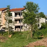 Polje *
